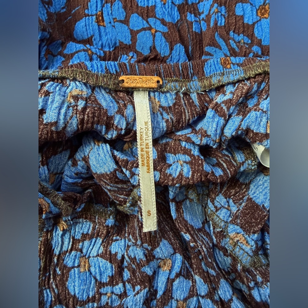 Free People “Two Paths” Smocked Blue & Brown Floral Jumpsuit Size S - Picture 9 of 11